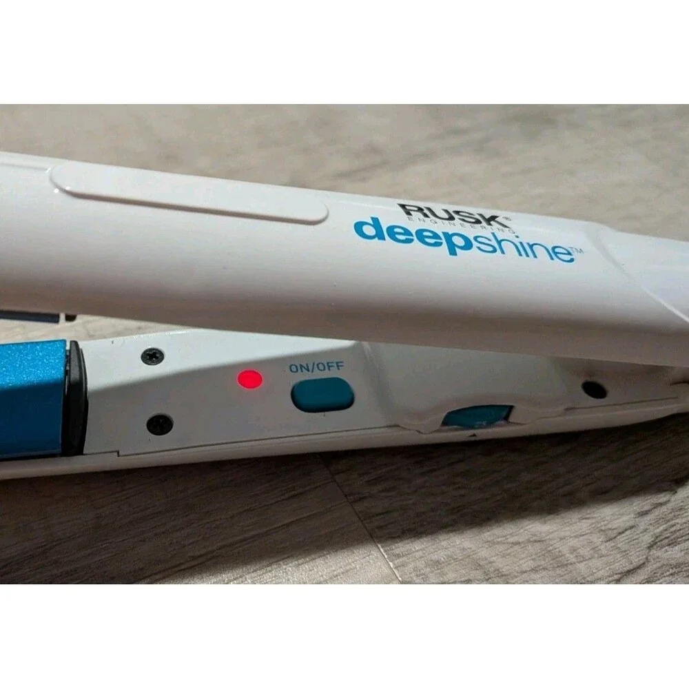 RUSK Deep Shine Flat Iron Hair Straightener 1